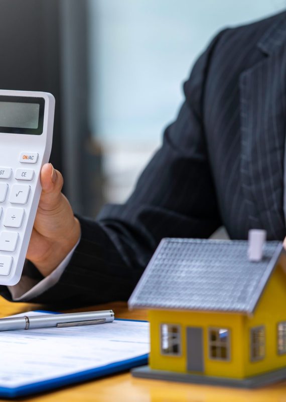 Real,Estate,Agents,Offer,Home,Equity,Loans,To,Their,Customers